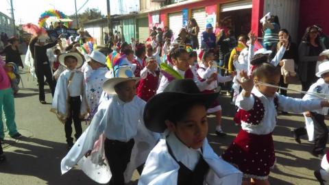 Feria Santa Apolonia Teacalco 2019 arrancó con un colorido desfile imagen 2