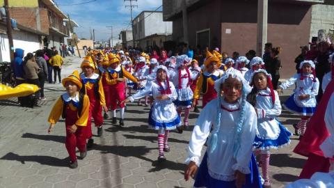 Feria Santa Apolonia Teacalco 2019 arrancó con un colorido desfile imagen 1
