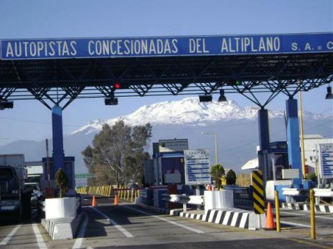 La “autopista de la Muerte”, además de peligrosa, cara imagen 3