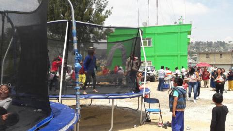 Festeja Ayuntamiento y SMDIF a los niños y mamas de Teacalco imagen 2