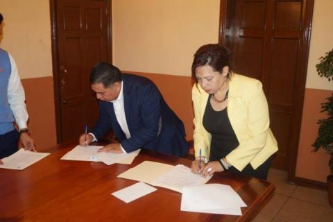 Signan convenio Canaco Chiautempan y Apetatitlán para impulsar negocios imagen 3