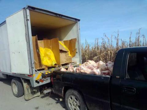 Policía Estatal frustra robo de vehículo cargado con mercancía en Zitlaltepec imagen 1