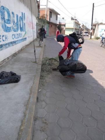 Ayuntamiento mejora la imagen urbana limpiando calles y retirando escombro imagen 2