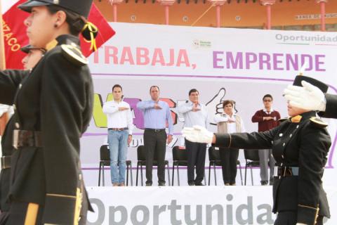 Se suma el Ayuntamiento de Apizaco a la feria “Vas a Mover a México” imagen 2