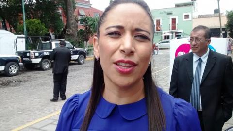 Repudia Adriana Dávila evidente manipuleo de panistas