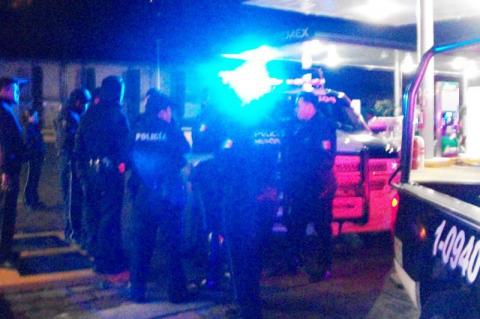 Connato de bronca entre policías municipales vs estatales por una infracción imagen 3