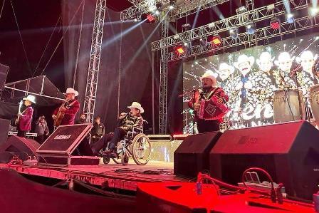 Lleno total en presentación de Grupo Palomo y Cardenales de Nuevo León imagen 2