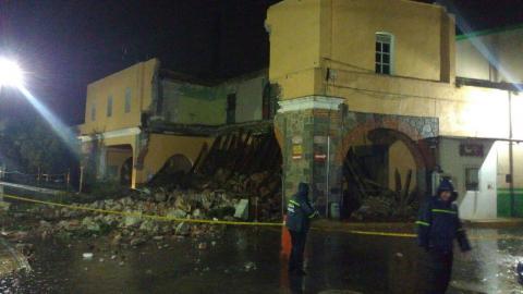 Colapsa "Portal" histórico de Apetatitlán; no se reportan heridos imagen 1