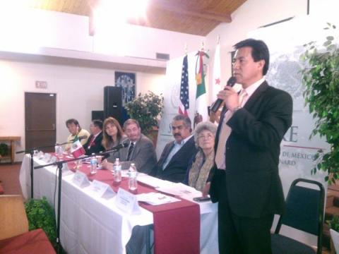 Antonio Mendoza Romero se reúne con migrantes en Oxnard California imagen 1