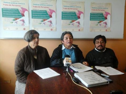 Cuestionan otra vez ONG’s inacción contra la trata y tratantes en Tlaxcala
