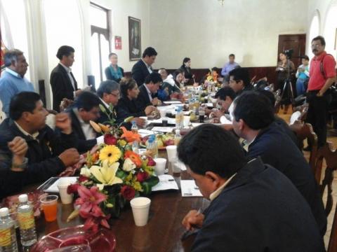 Acuerda Cabildo de Chiautempan cambiar lámparas en el municipio