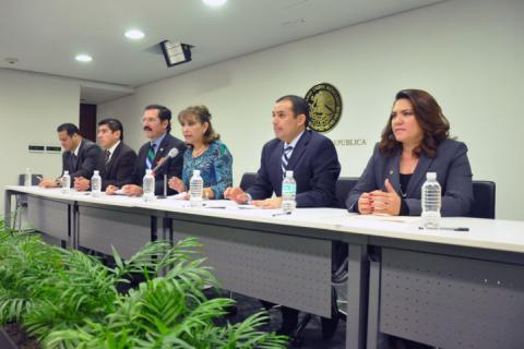 Mañana en comisiones inicia discusión del dictamen del CONEVAL: Senadora Cúellar Cisneros imagen 1