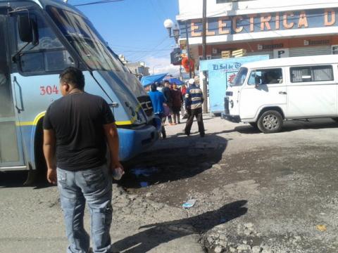 Paseantes foráneos criticaron deterioro de las vialidades imagen 3