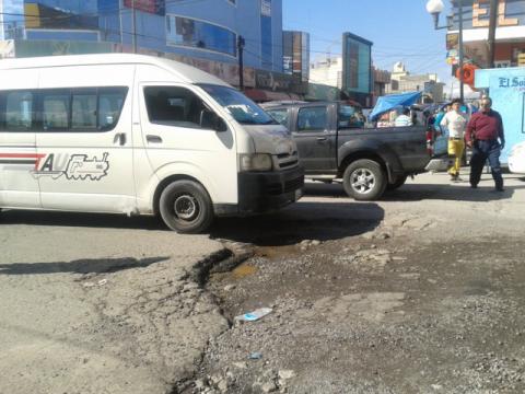 Paseantes foráneos criticaron deterioro de las vialidades imagen 4