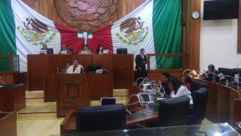 Estalla Evangelina contra Lincoln, lo acusa de robar partidos
