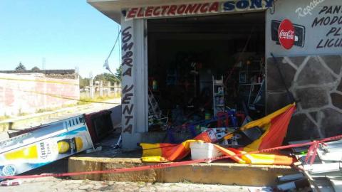 Atiende llamado de emergencia policía municipal de Tetla imagen 2