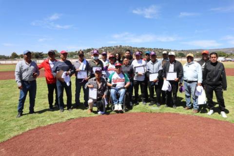 Inauguran primer campo de béisbol en Tequexquitla imagen 2