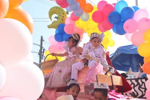 Realizan desfile de primavera en el Carmen Tequexquitla imagen 1