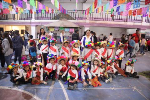 Con éxito se llevó a cabo la Demostración pedagógica con la participación de cinco colectivos de educación preescolar imagen 2