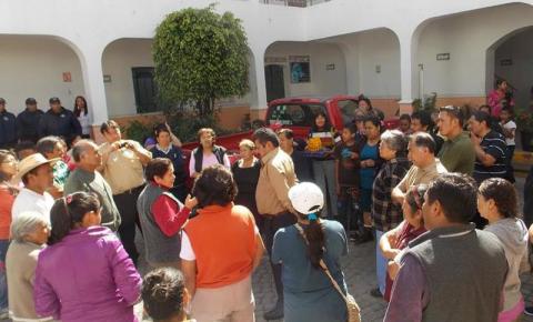 Por falta de agua en Xicohtzinco cierran carretera Puebla-Tlaxcala