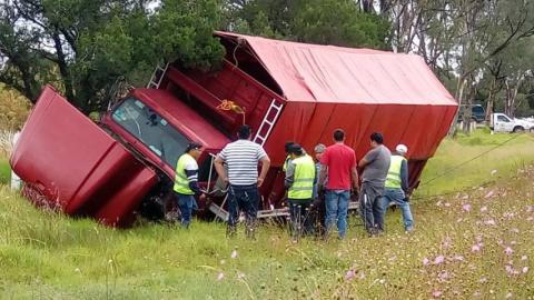 Atropellan a pareja en autopista Tlaxcala- Texmelucan imagen 5
