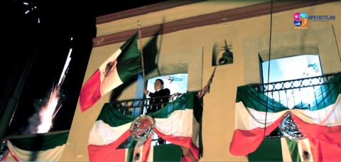 Valentín Gutiérrez Hernández da grito de Independencia en Apetatitlán imagen 1
