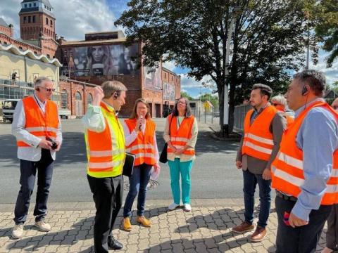 Conoce Santos Cedillo ventajas de incorporar energías renovables en empresas imagen 3