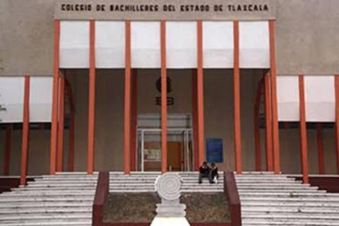 Maestros del Cobat no quieren regresar a clases presenciales por riesgo del Covid-19