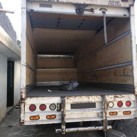 Recupera policía de Chiautempan camioneta con reporte de robo y asegura inmueble imagen 3