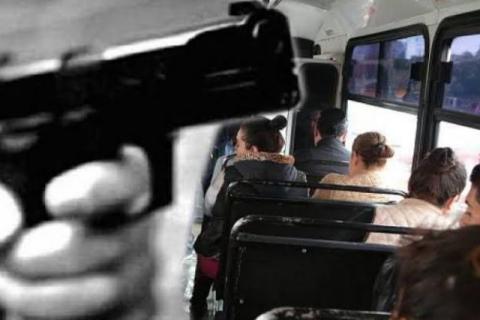 Una veintena de estudiantes fueron asaltados por sujetos armados; denuncian ante el MP