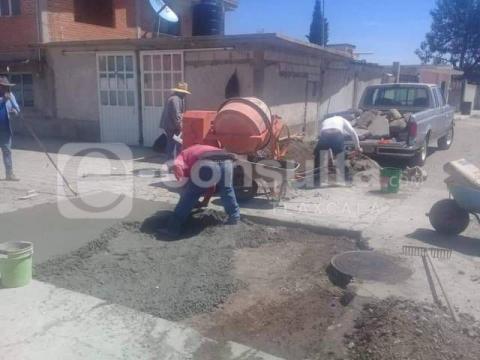 Alcalde pone en marcha programa de bacheo para mejorar las vialidades imagen 3
