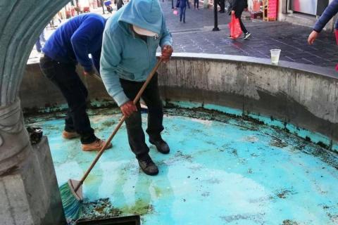 Realiza Ayuntamiento de Huamantla labores de mantenimiento en el andador San Luis imagen 5