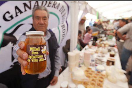 Sefoa organiza Cuarta Feria de la Agricultura Familiar