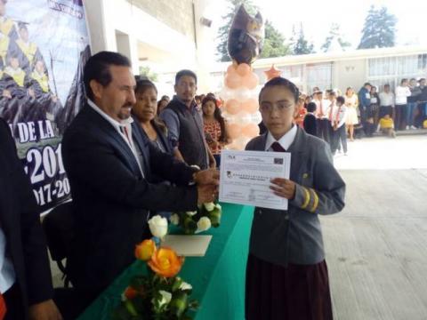 Asiste Pérez Manoatl, como padrino de generación de la primaria “Emiliano Zapata” imagen 1