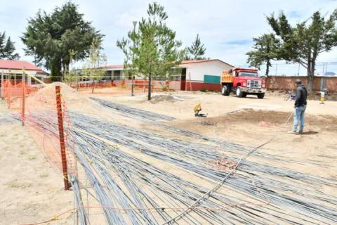 Este gobierno impulsa obras en espacios educativos sin distinción: Santos imagen 5