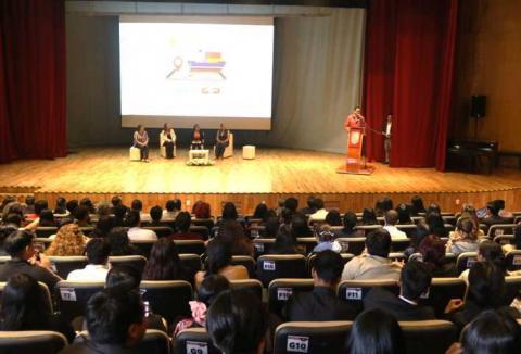 Con un foro académico conmemoran en la FCEA el Día del Negociador Internacional 2025 imagen 2