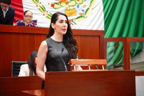 Propone Aurora Villeda acciones para cerrar la brecha salarial entre mujeres y hombres