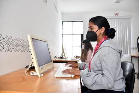 Invita coordinación de Juventud de Huamantla a curso de informática