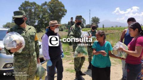 Gobierno municipal de Teolocholco entrega despensas a familias vulnerables imagen 13
