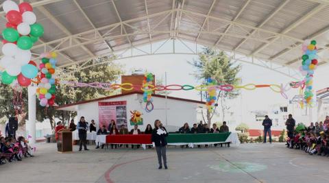 Lorena Cuéllar inaugura techumbre en Xaloztoc imagen 2