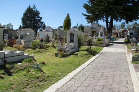 Concluye Ayuntamiento de Apizaco trabajos de rehabilitación en el panteón municipal imagen 5