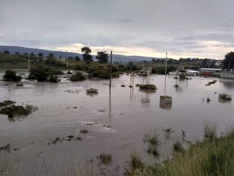 Autoridades atienden emergencia por inundación en Atltzayanca imagen 2