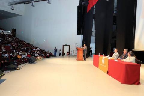 Efectuó UATx octavo foro de autorrealización y feria de valores imagen 1