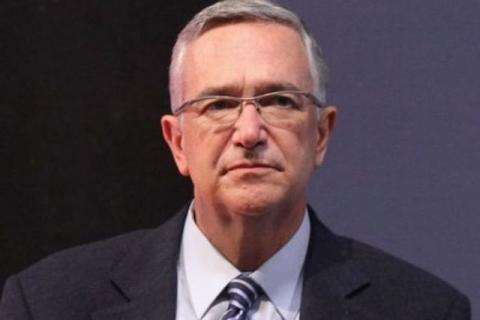 Por órdenes de Ricardo Salinas, Colegio privado imparte sus clases presenciales