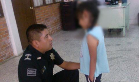 Localiza policía capitalina a niña extraviada en Ixtulco