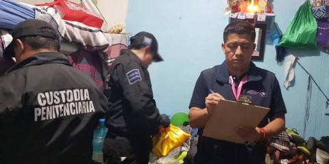 Acompañó CEDHT a la SSC en operativos realizados en los Ceresos de Tlaxcala imagen 2