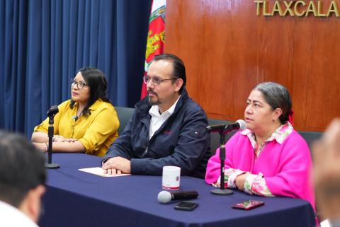 Presentan oficio diputadas Laura Yamili Flores y Blanca Águila, conformarán nueva bancada imagen 1