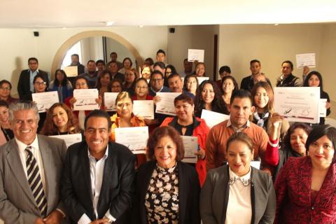 Fortalecen en Tlaxcala capacitación de servidores públicos