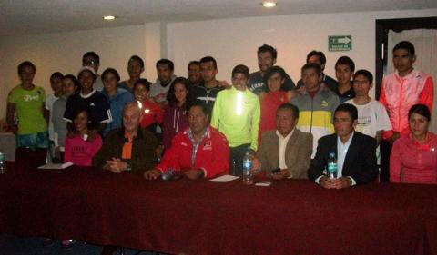 “Con y sin el IDET” se hace campeonato nacional de atletismo imagen 3