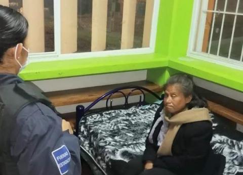 Rescata Sedif Tlaxcala a mujer en situación de calle